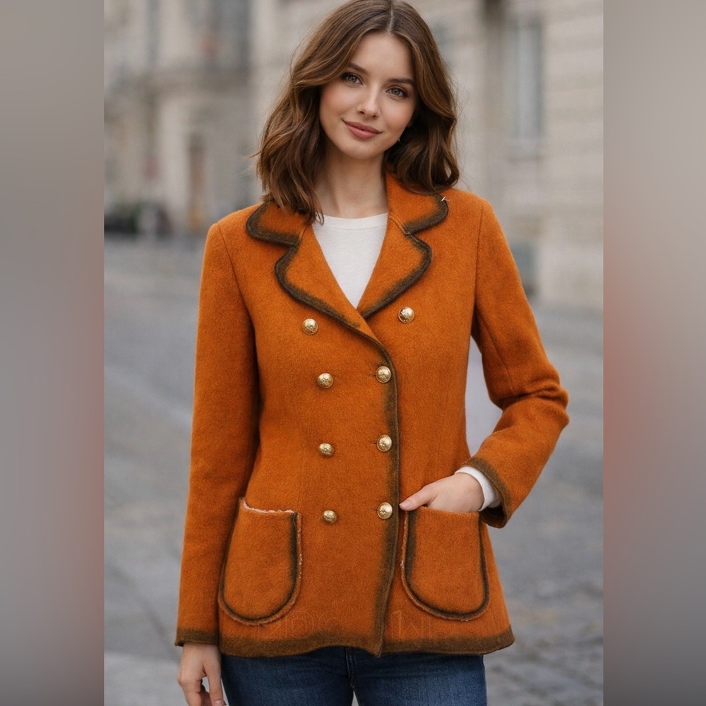 Chenah Stewart brown fall jacket